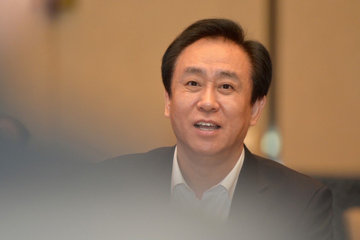 China condena al fundador del gigante inmobiliario Evergrande a cadena perpetua