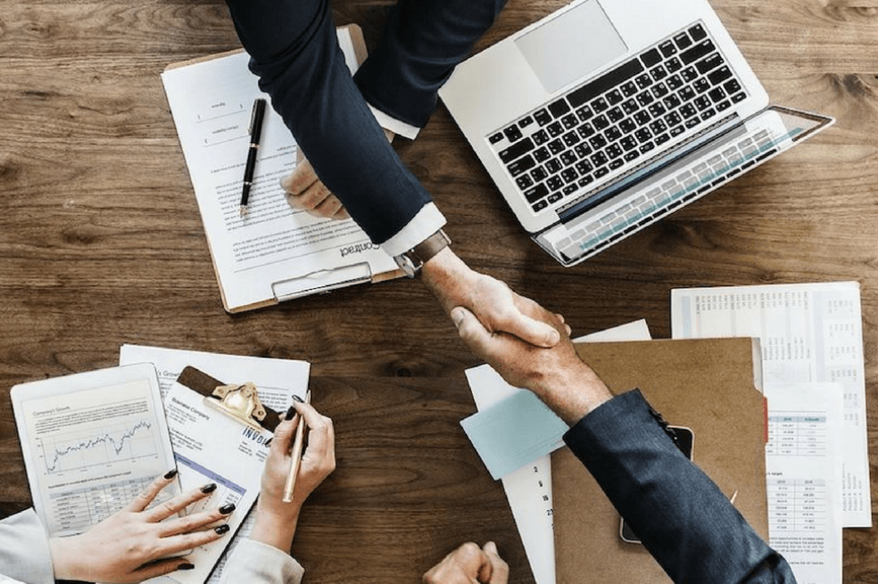 ¿Cómo lograr una buena conexión entre una empresa y un candidato?