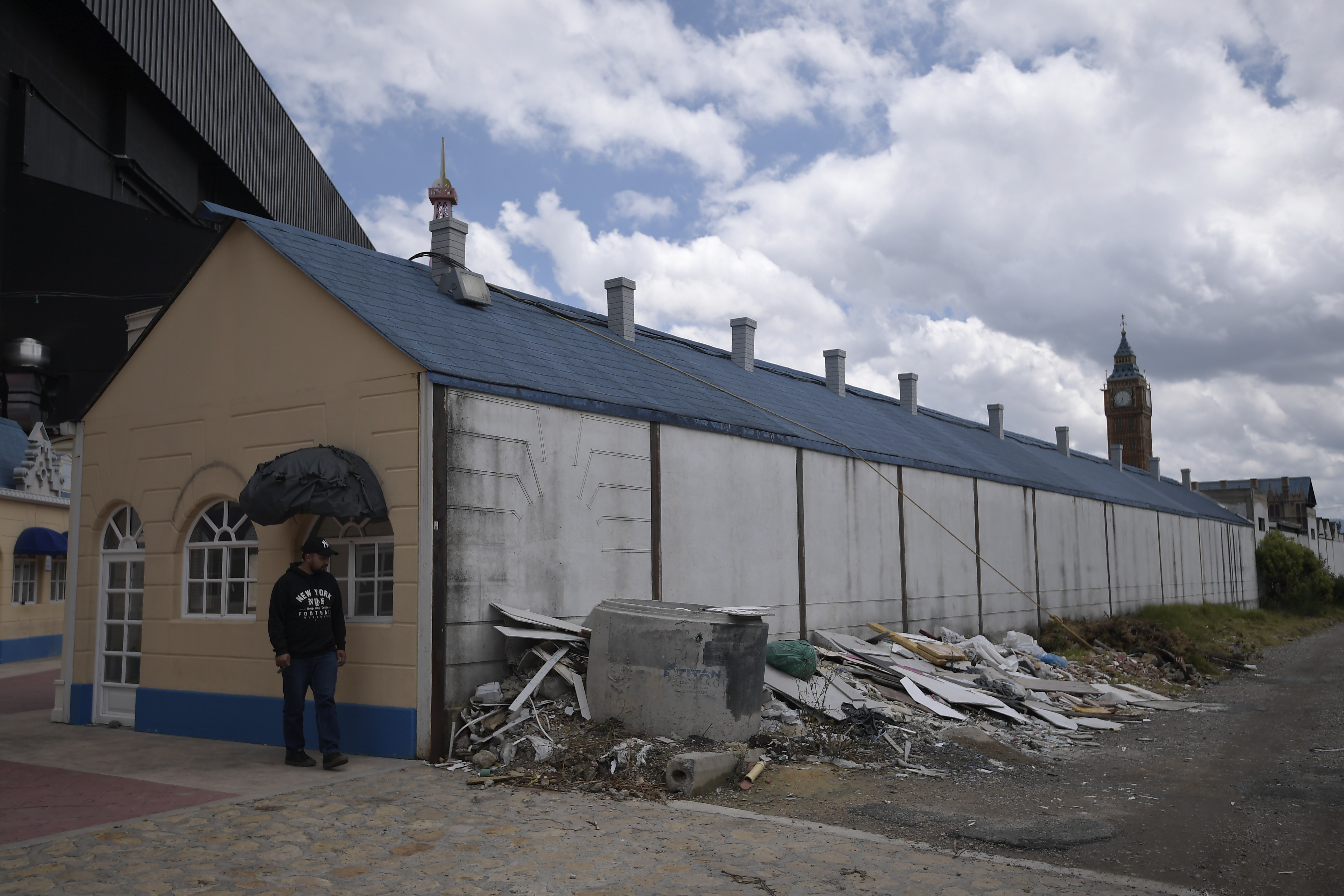 Coliseo Medplus - Centro de eventos - Obras sin terminar