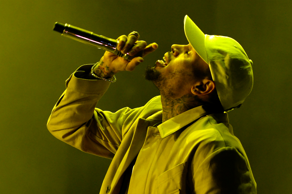 Chris Brown fue detenido en París por denuncia de violación