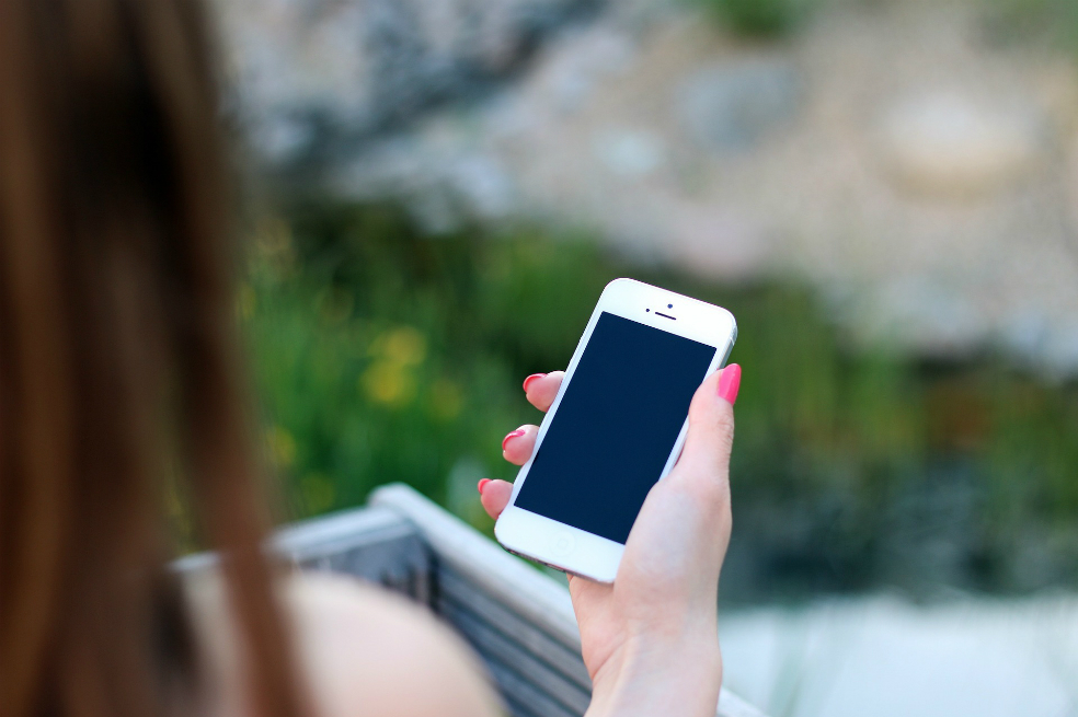La aplicación que bloquea el celular hasta que la persona no responde los mensajes