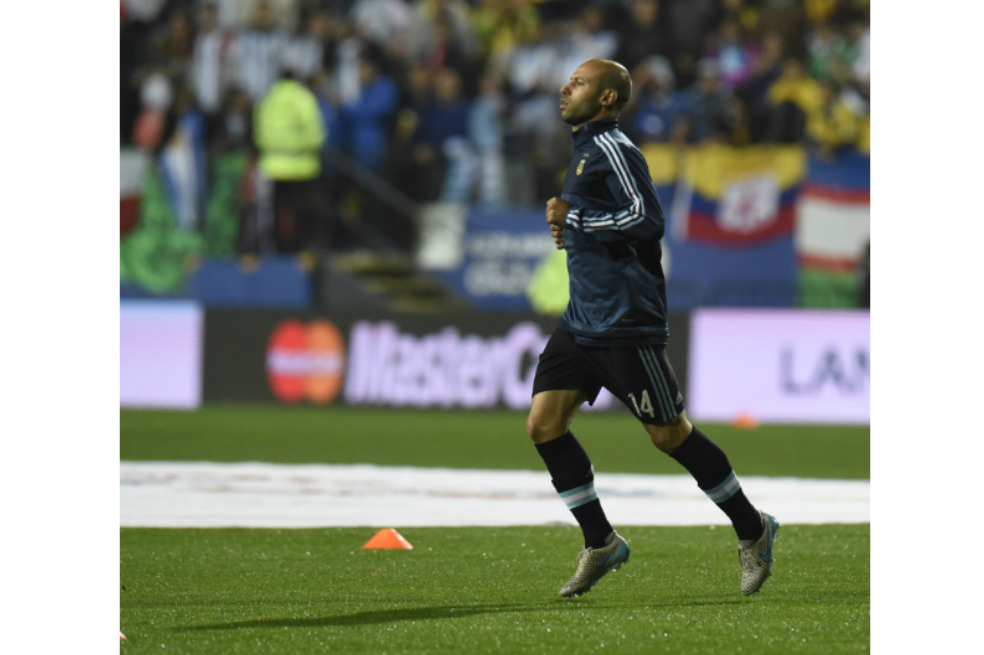 Mascherano, el símbolo argentino que busca pagar la deuda externa