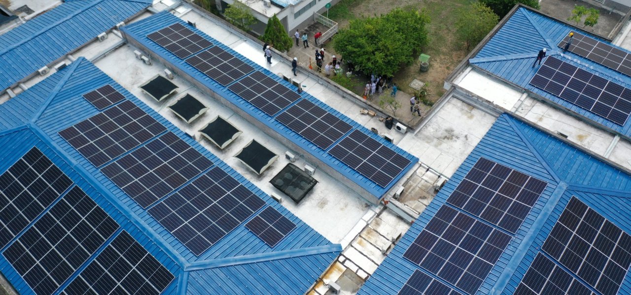 Inauguran el primer hospital autosostenible con energía solar de la Costa Caribe