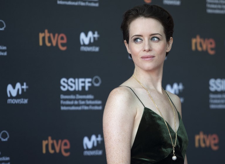 Claire Foy, quien interpreta a la reina Isabel en "The Crown", confiesa que sufre de ansiedad
