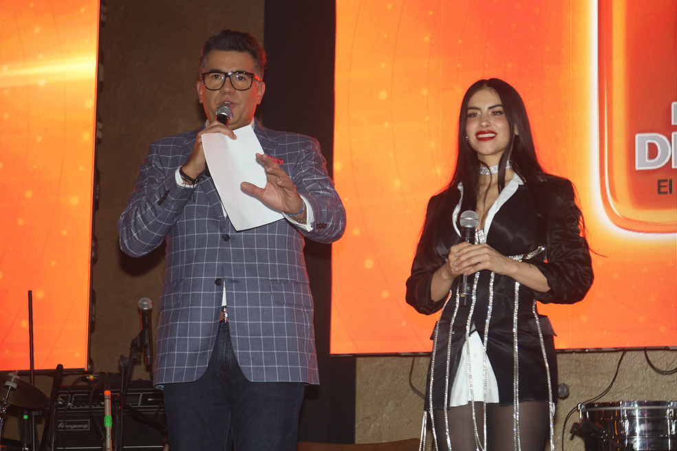 Carlos Calero y Jessica Cediel