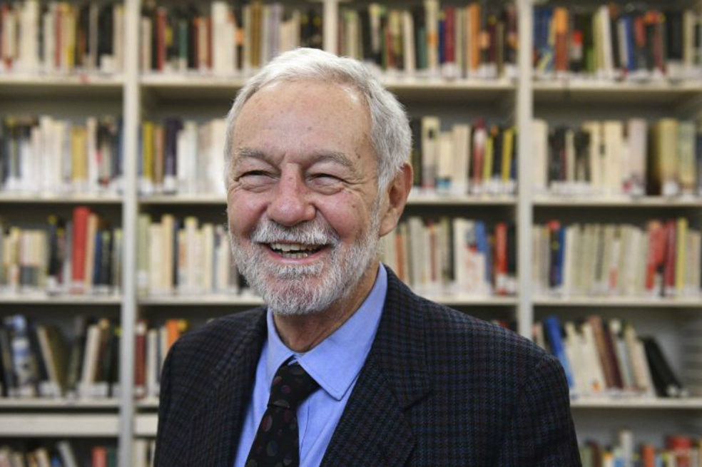 Eduardo Mendoza: «No creo que nos hayamos vuelto todos más tontos»