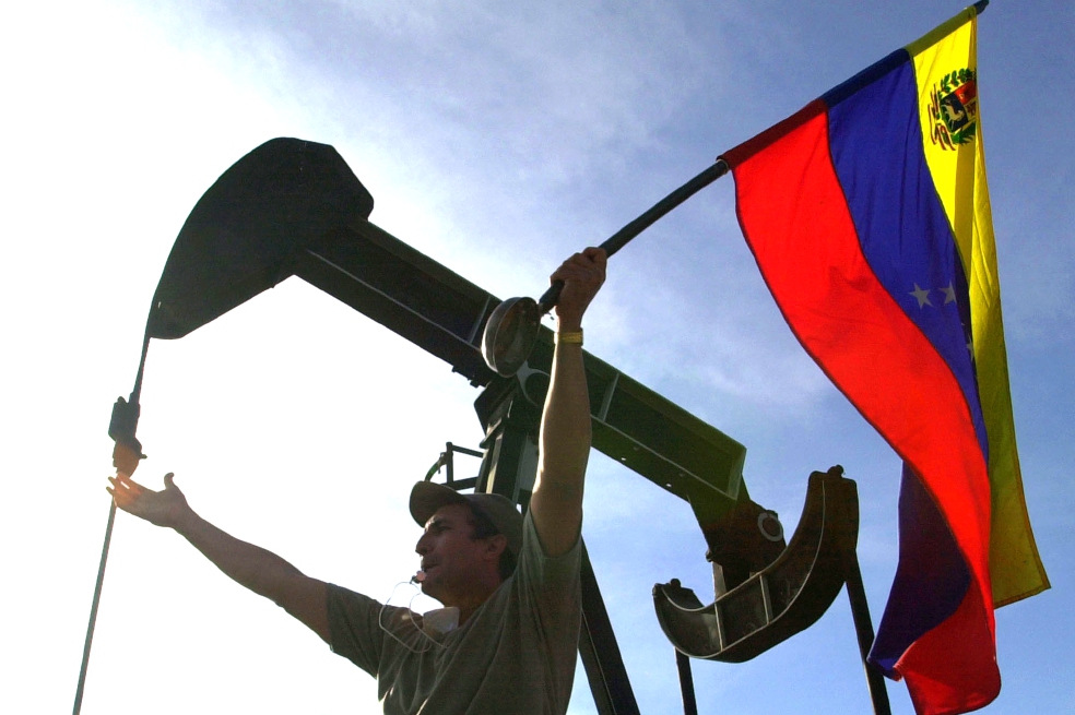 Venezuela entra en default parcial de su deuda