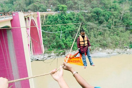 Hombre murió en India cuando intentaba romper Récord Guinness