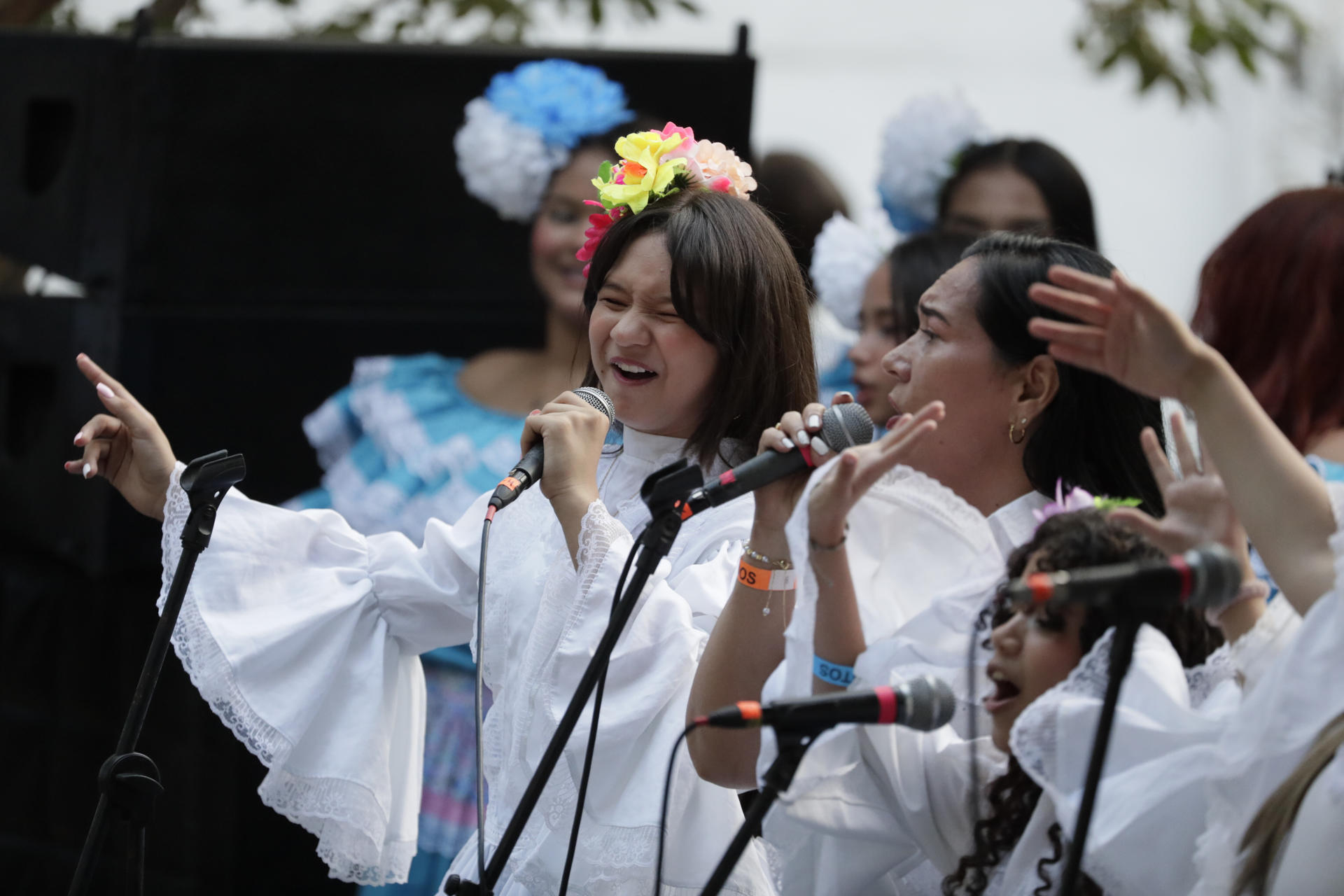 Gobierno firma ley para incorporar las artes a la pedagogía en Colombia