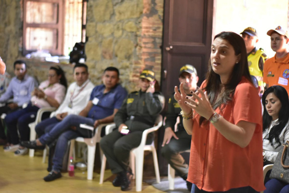 Acusan a funcionaria de Duque de querer hundir curules de paz
