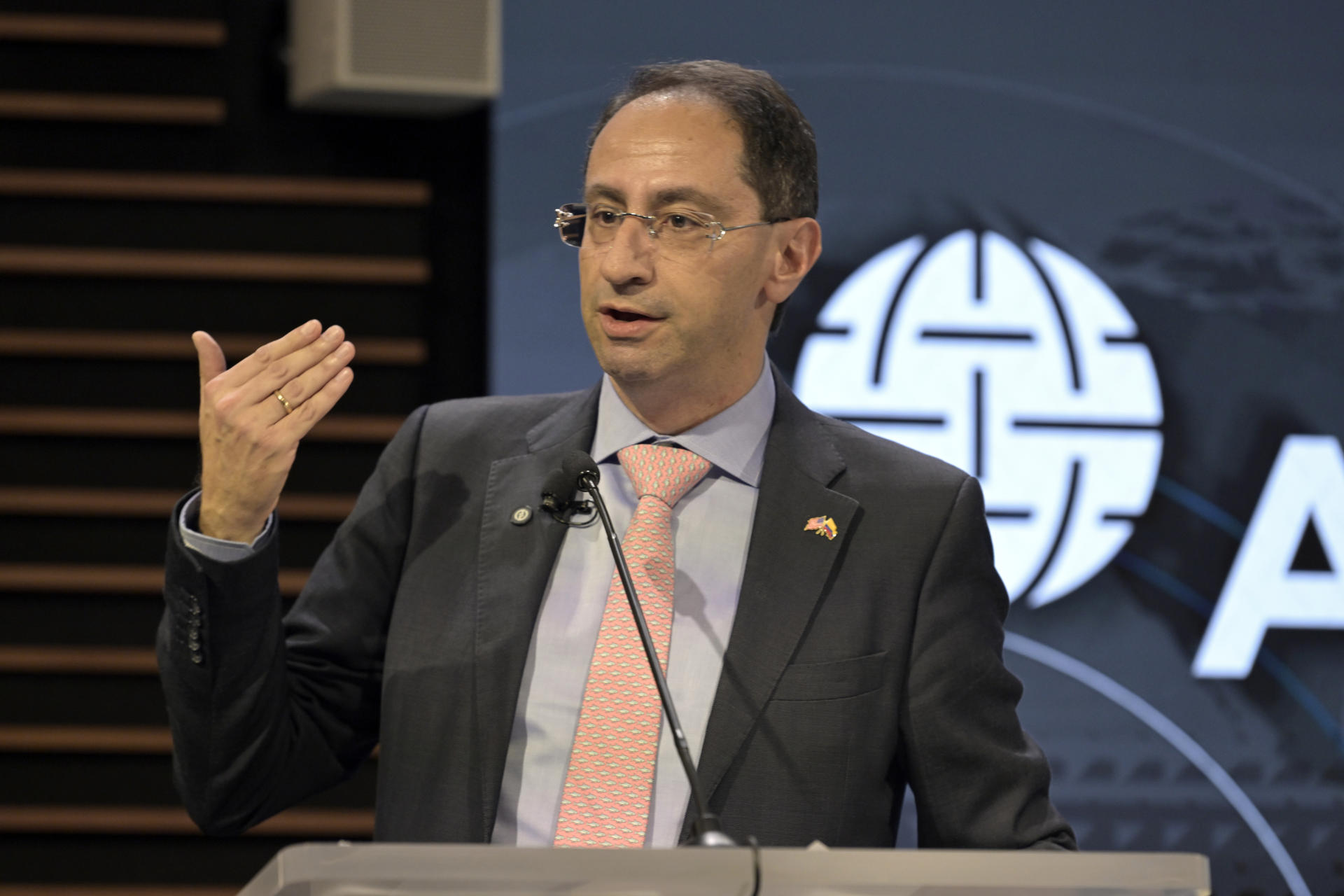 Culminó gira de José Manuel Restrepo y su comitiva en Washington: este es el balance