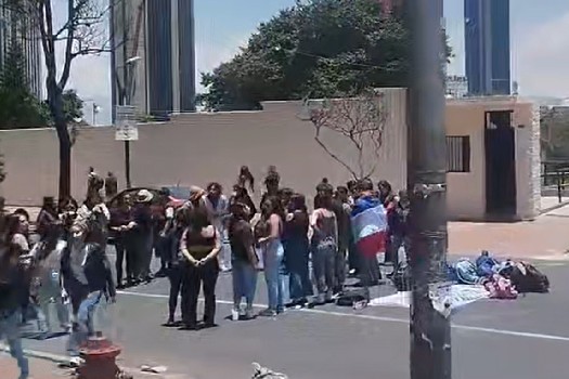 Movilidad hoy: plantón en la carrera 5 genera bloqueos