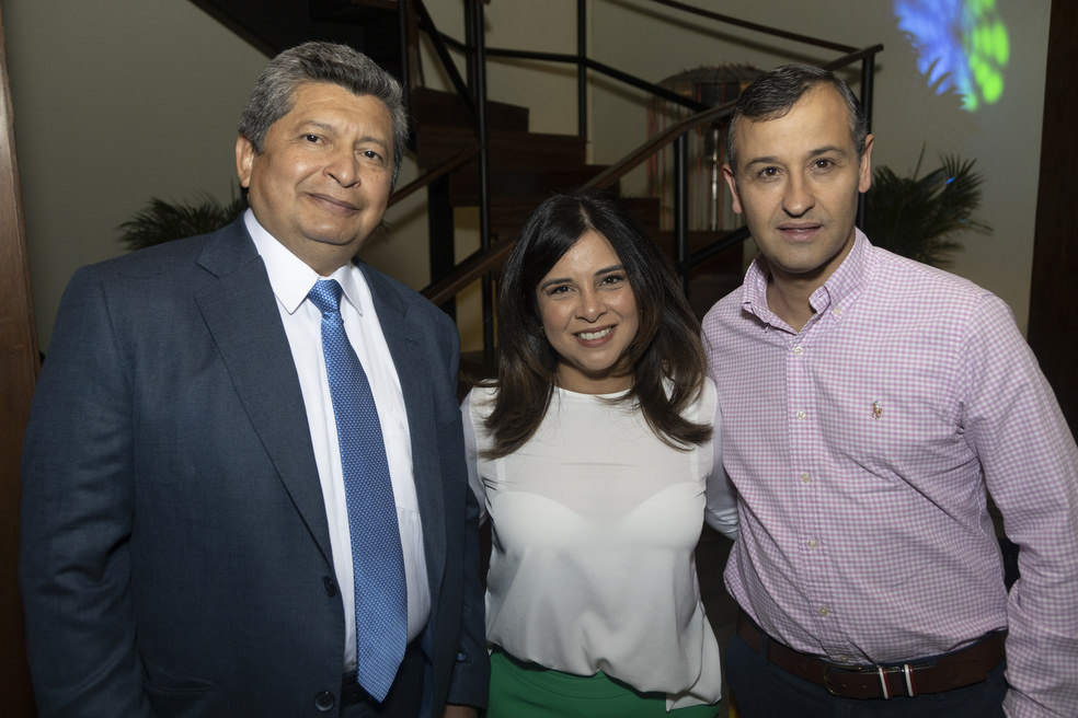 ABRE NUEVA PROPUESTA EN BOGOTÁ PARA DELEITAR: LA ENCINA
Ubicado en la emblemática Zona G de la ciudad, el recién inaugurado proyecto apuesta por la cocina tradicional española.