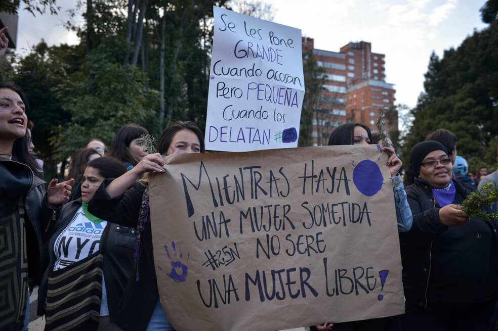 #25N: en Colombia una mujer es asesinada cada tres días por su pareja o expareja