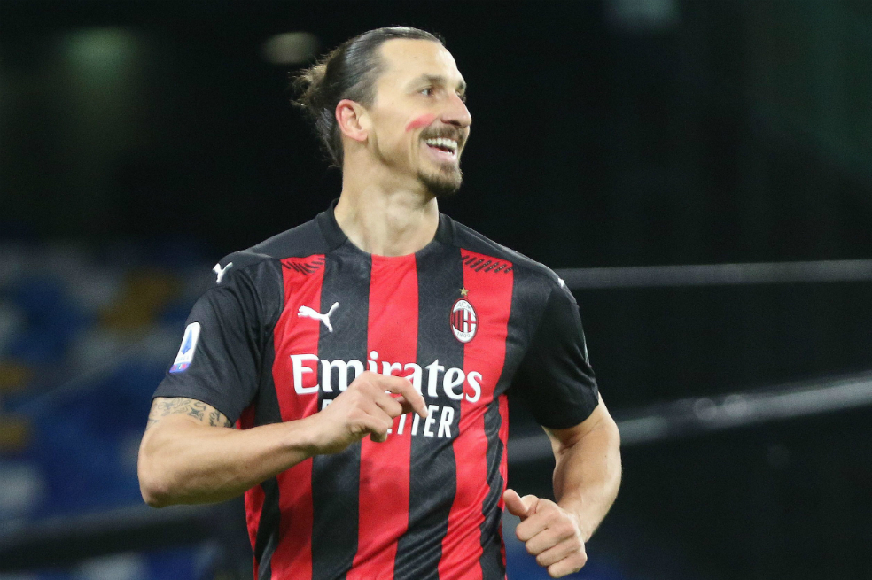 Doblete de Zlatan frente al Napoli ratifica al Milan en el liderato