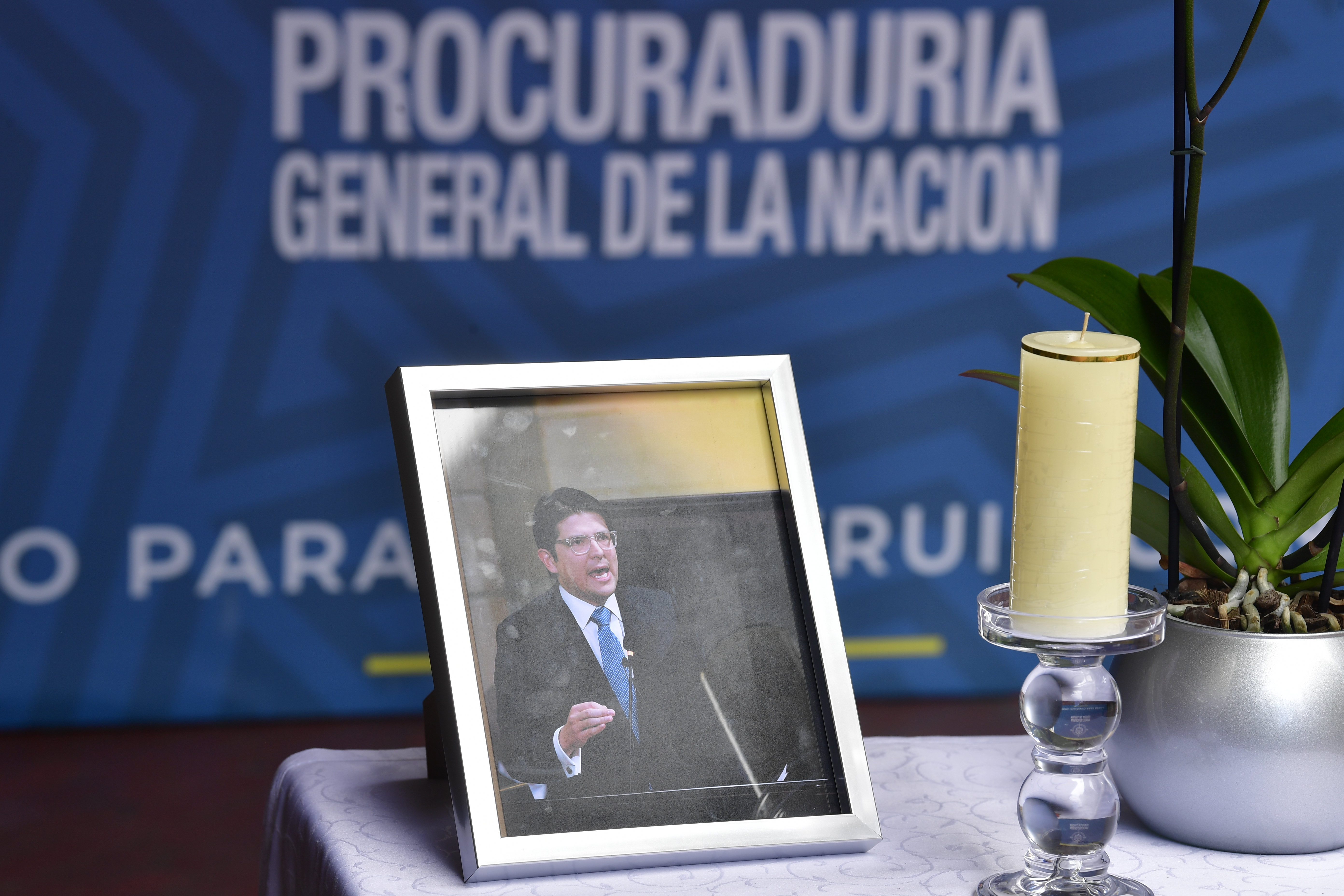 Minuto de Silencio el senador ya fallecido en la Procuraduría General de la Nación
