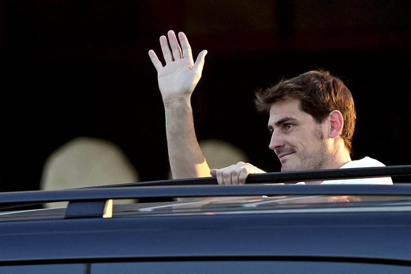 Casillas visitó el museo del Porto, su nueva casa