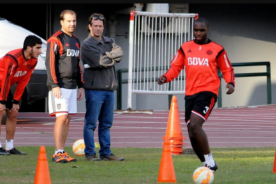 Álvarez Balanta trabaja para su regreso a las canchas