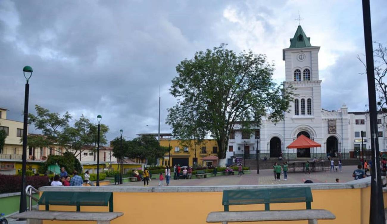 Hallaron cinco cuerpos enterrados en zona rural en Santa Bárbara, Antioquia