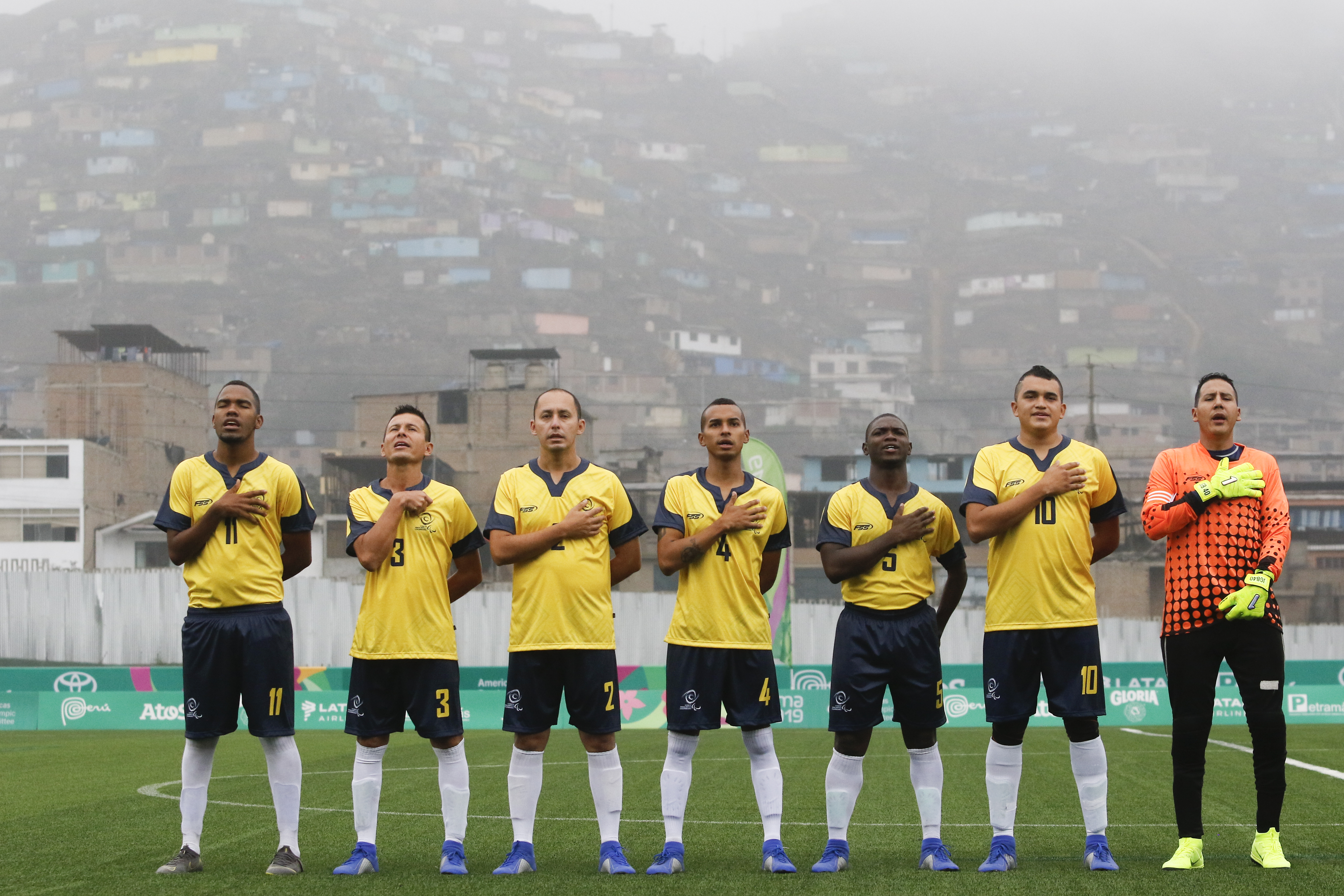 El equipo colombiano jugando en los juegos de Lima 2019.