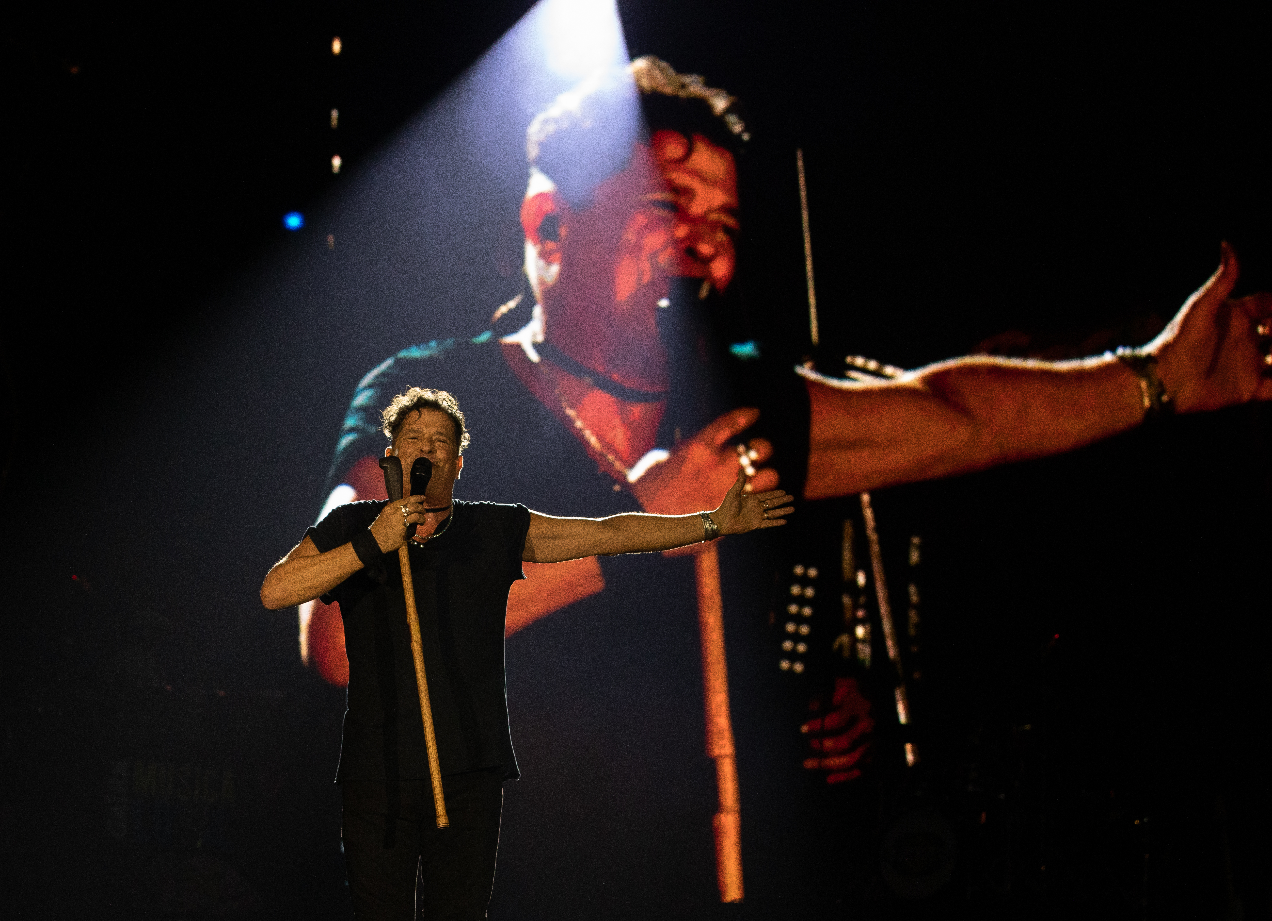Carlos Vives se jugó el partido de su vida con un inolvidable show en El Campín