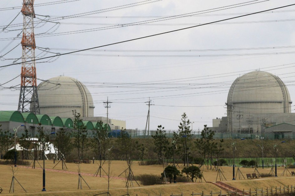 Japón autoriza reactivar dos reactores nucleares