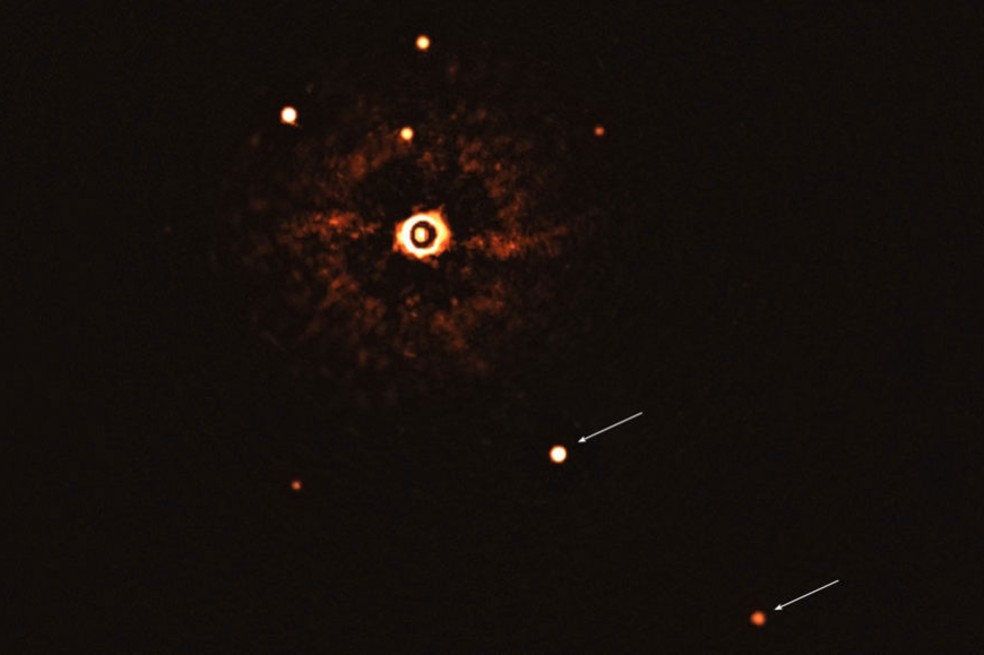 Esta es la fotografía de un rincón del universo parecido al nuestro