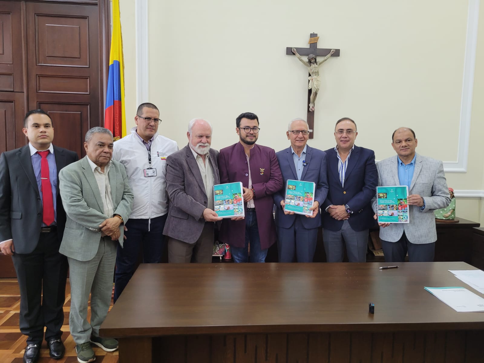 Reforma a la salud: organizaciones radican carta tras ser excluidas de mesa técnica
