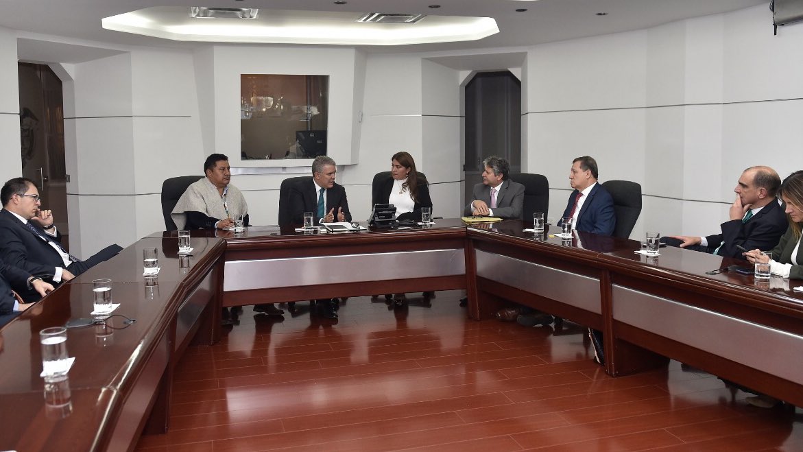 Duque atendió solo a un grupo de congresistas para hablar del Cauca