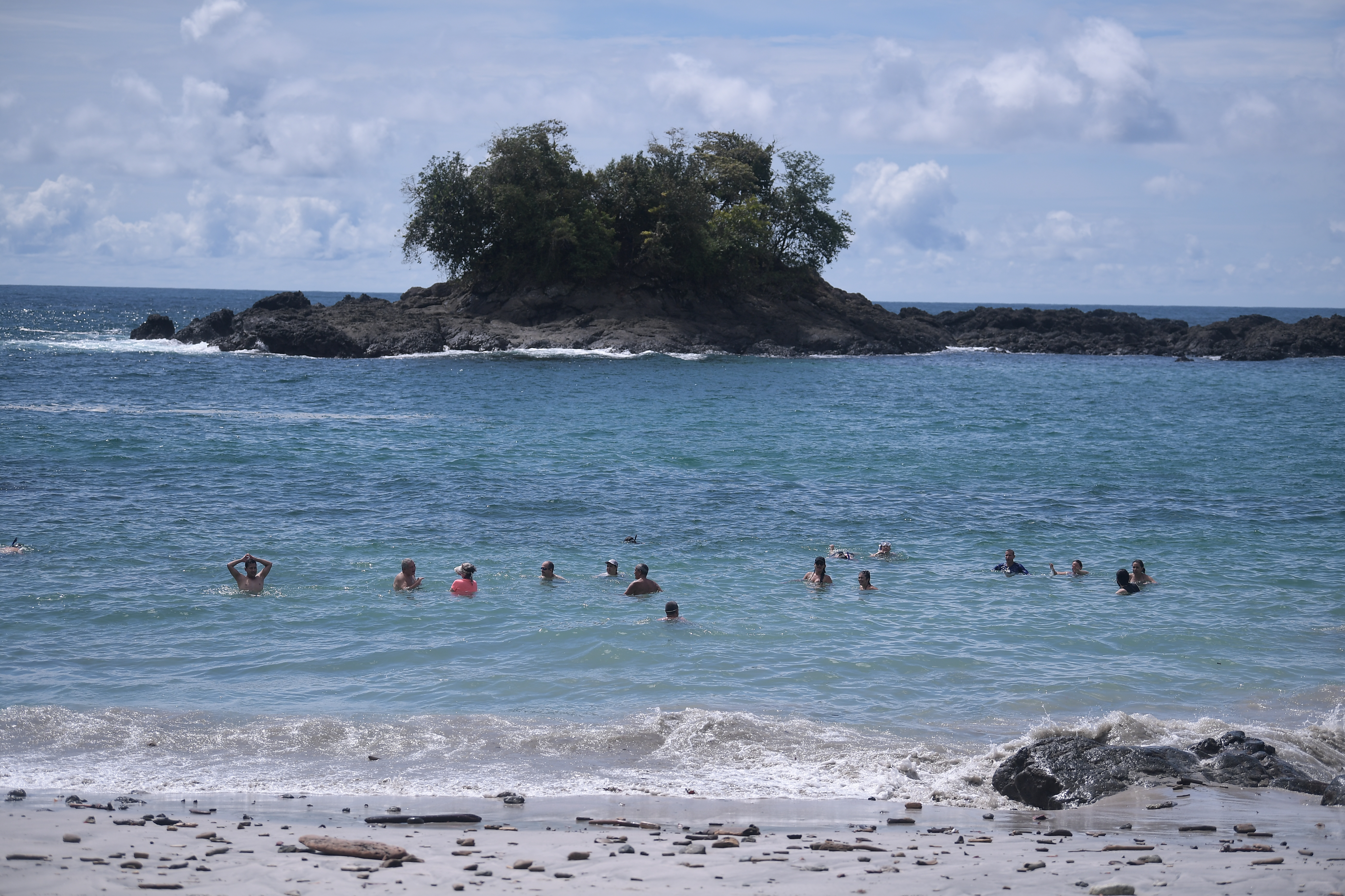 Playa que hace parte del Parque nacional natural Ensenada de Utría, ubicado en el municipio Nuquí, Chocó.