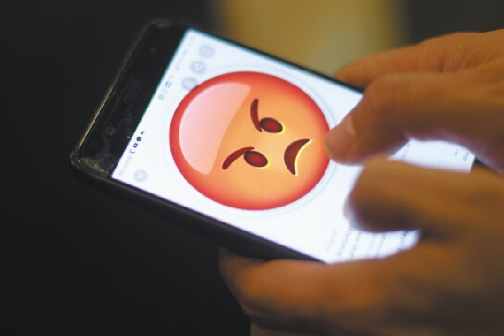 Redes sociales: ¿proteger o limitar la libertad de expresión?