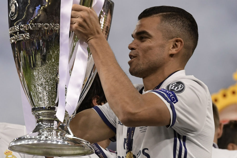 Pepe anuncia que no seguirá en el Real Madrid