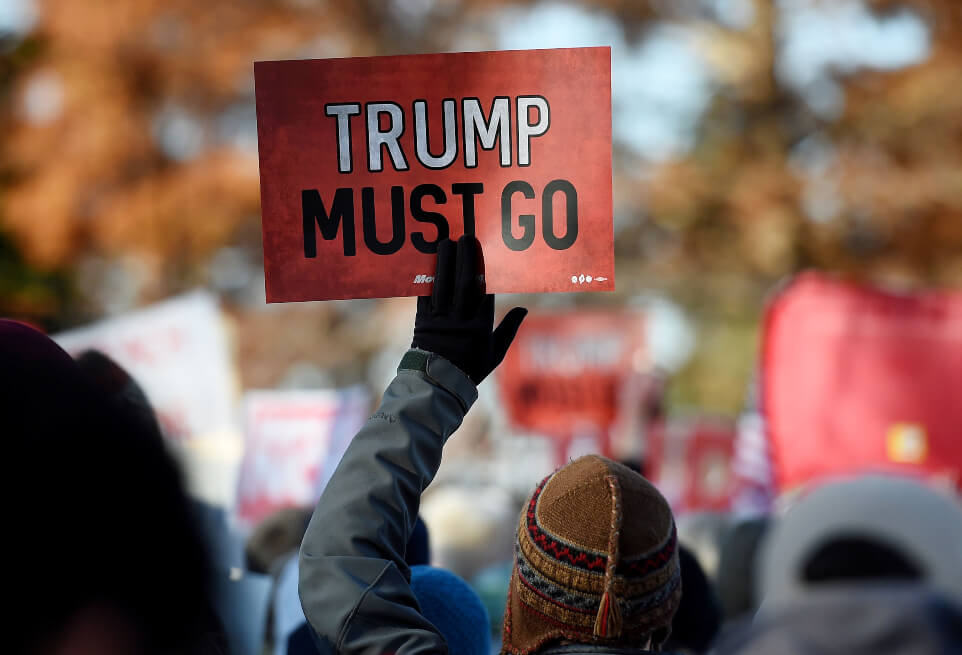 Así vive EE. UU. la decisión de la Cámara de abrir juicio político a Donald Trump