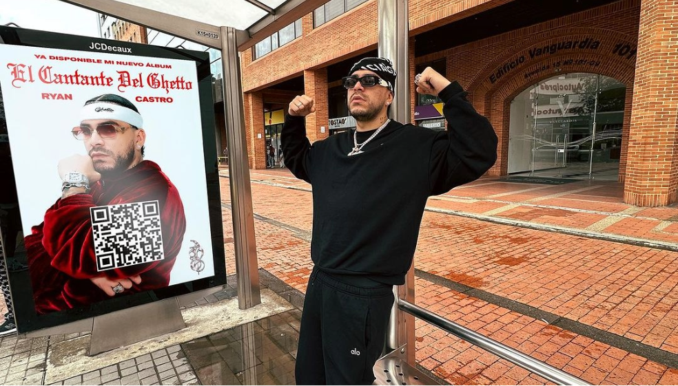 Ryan Castro sorprendió a sus fanáticos en Bogotá con inesperado regalo