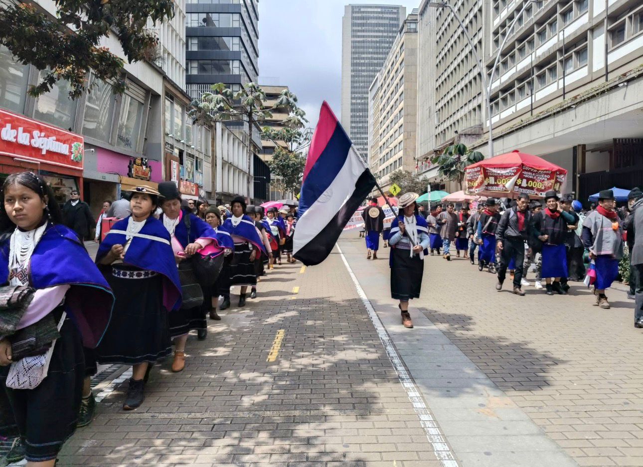 ¿Por qué protestan los indígenas Misak que llegaron a Bogotá?