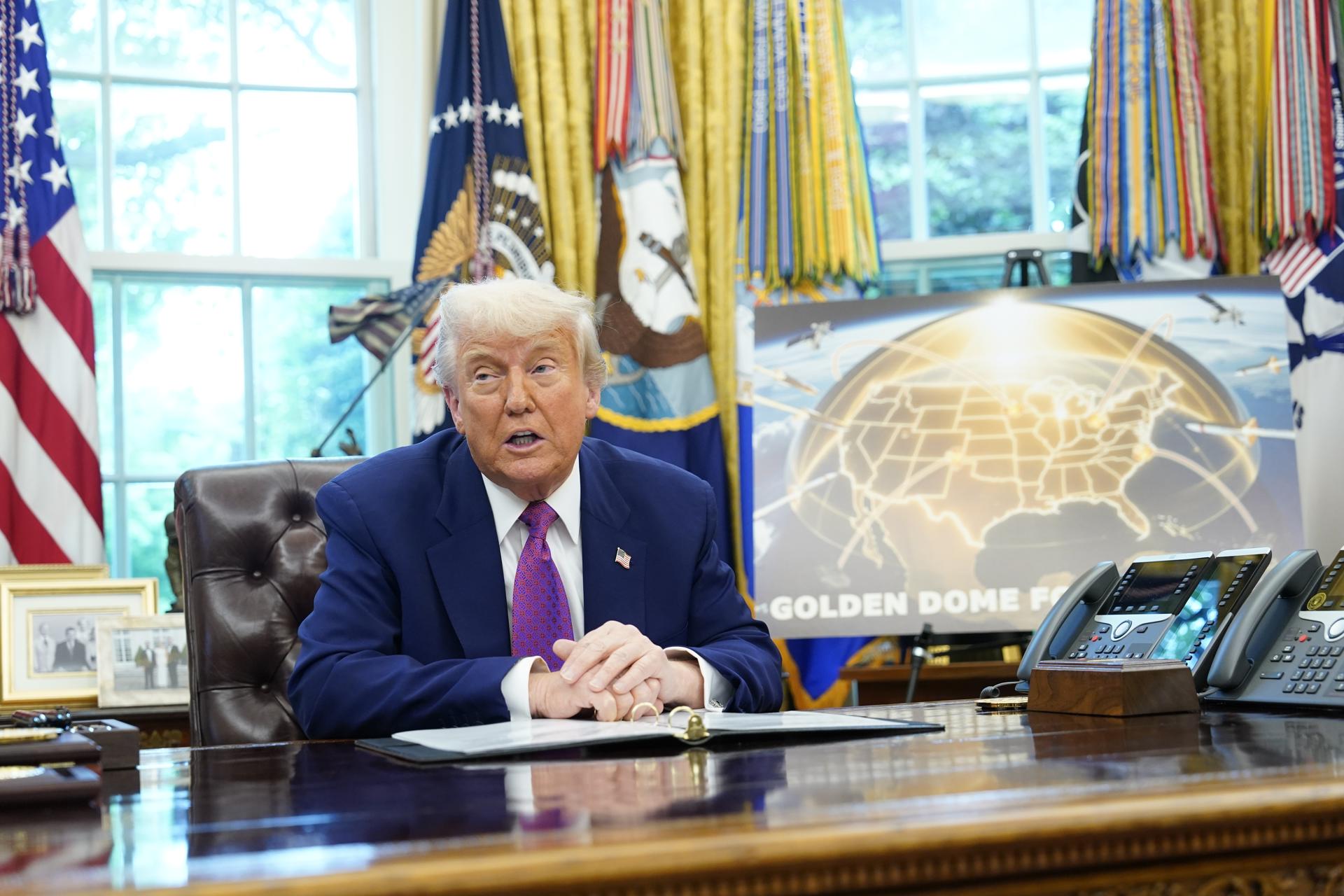 Trump replica la idea de Israel y anuncia una “Cúpula Dorada” antimisiles