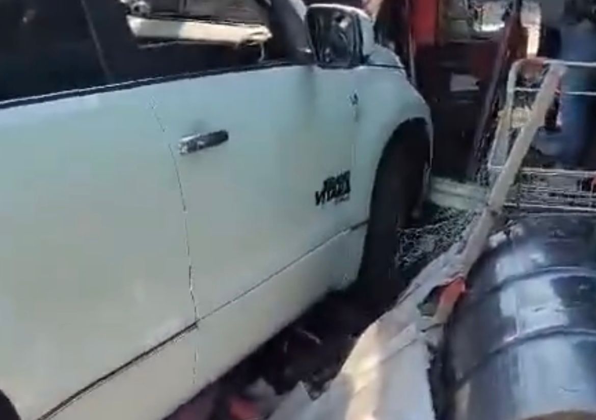 Hombre perdió el control de su vehículo y arrolló a tres personas en Floridablanca