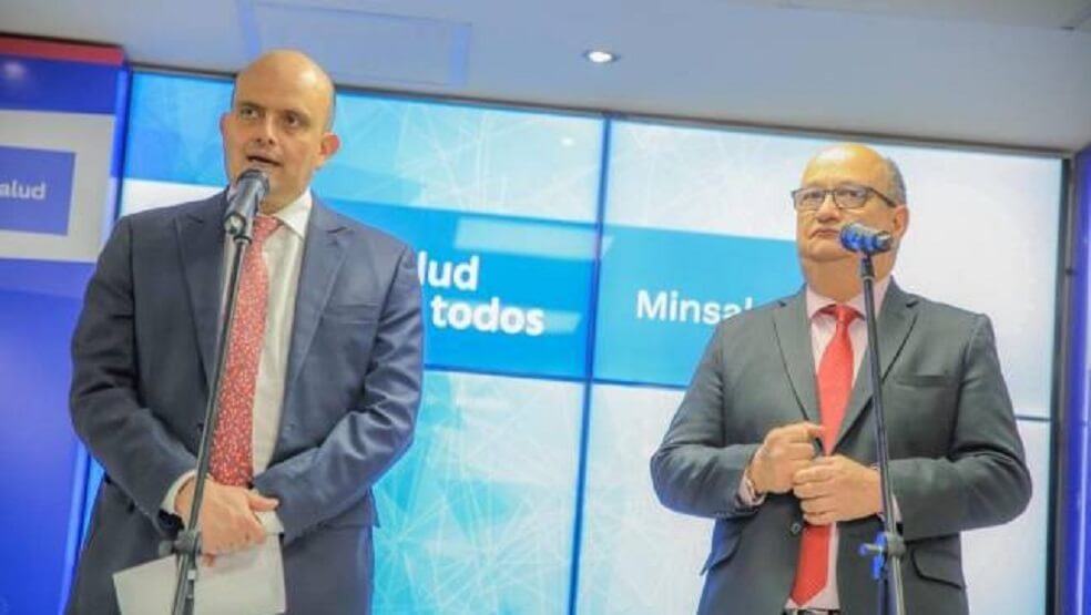El coordinador de Gestión Territorial de Emergencias y Desastres, Luis Fernando Correa, informó cuál sería el protocolo. / Tomada de Twitter: @Minsalud