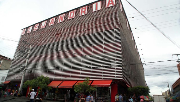 Lanzaron dos granadas en centro comercial Alejandría, en Cúcuta