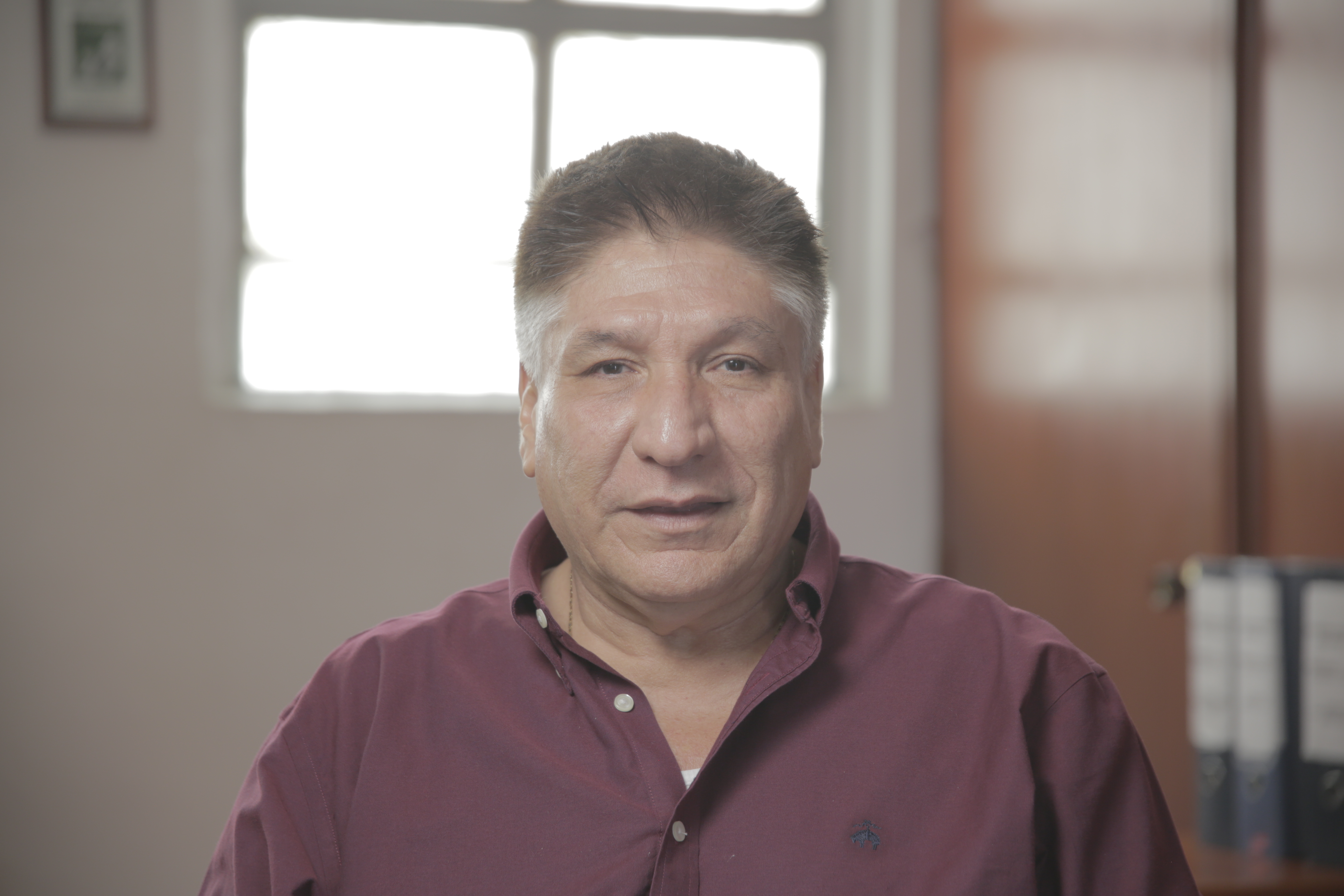 Sigifredo López: “La poesía me salvó, yo quería suicidarme”