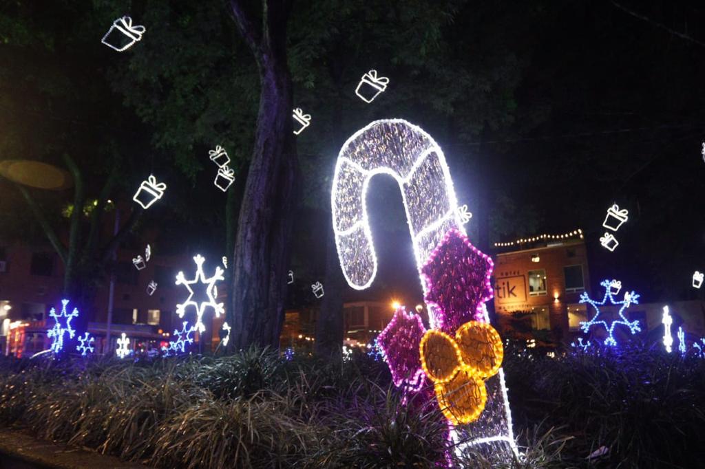 ¿Cuándo prenden el alumbrado navideño en Medellín, Cali y más ciudades?