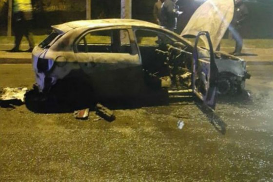 Capturan a tres hombres señalados de incinerar vehículo de Uber en Bogotá