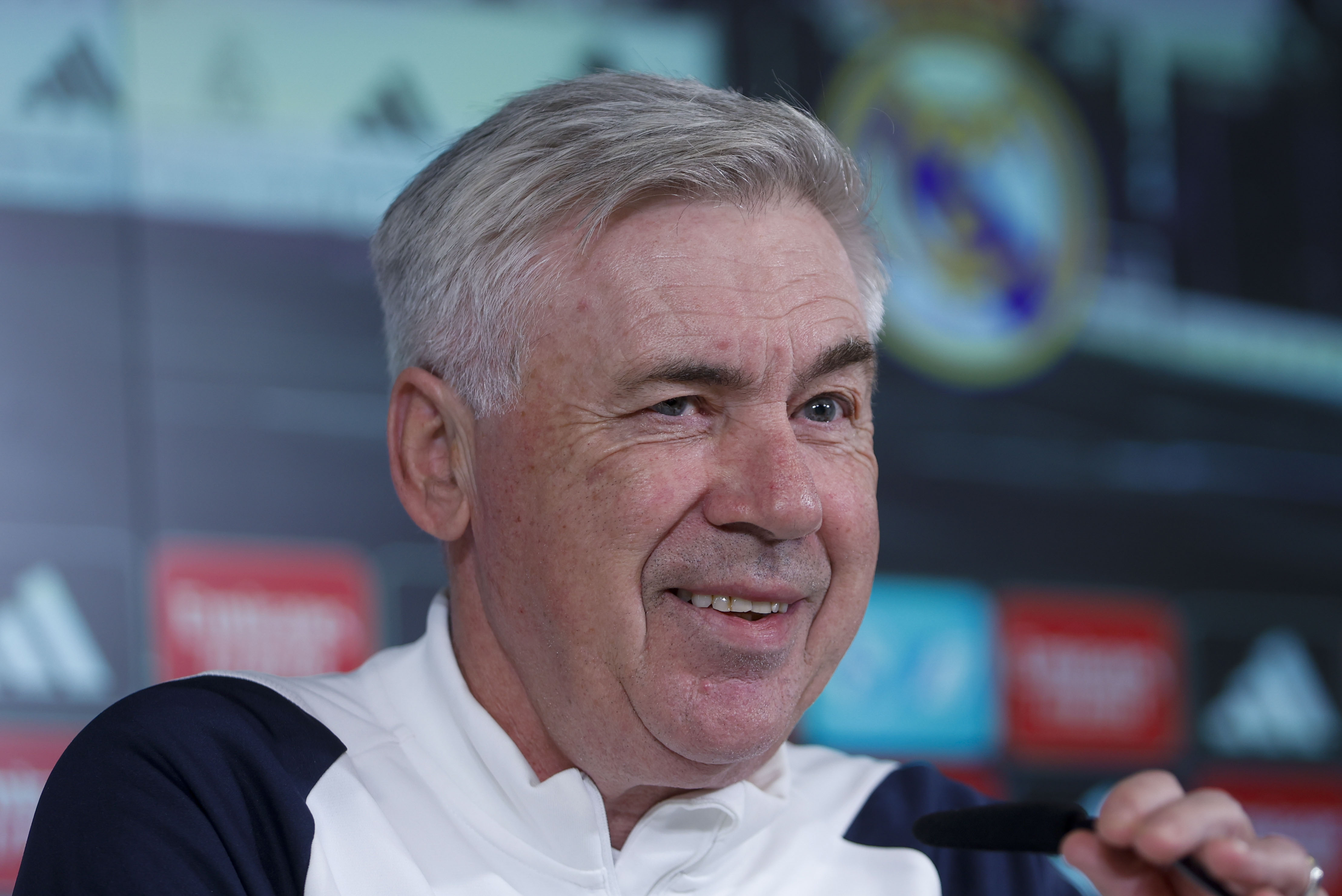 Carlo Ancelotti renovó con Real Madrid hasta mediados de 2026