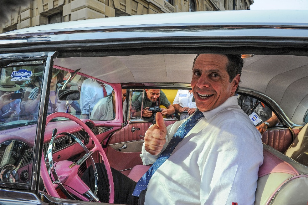 Acceso privilegiado: Cuomo favoreció a su familia y amigos al inicio de la pandemia