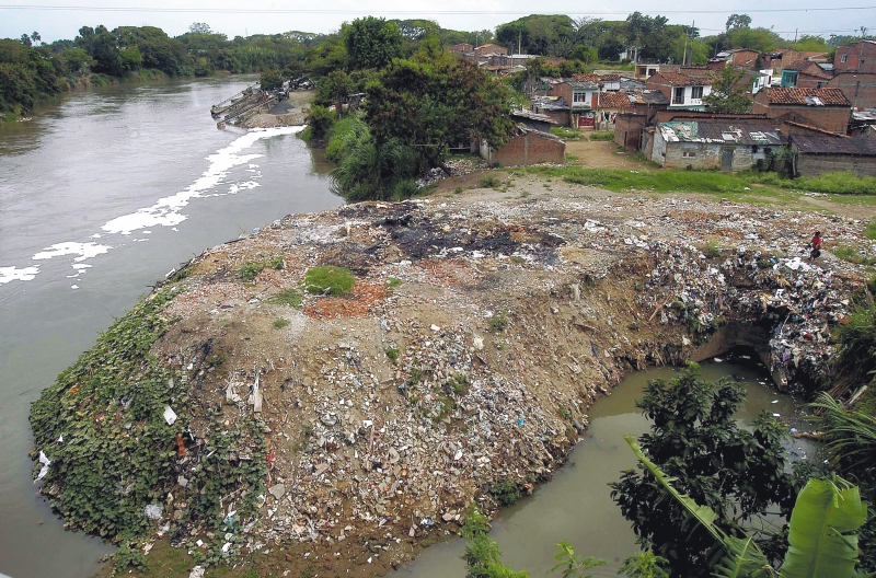Los 19 medicamentos que contaminan el río Cauca