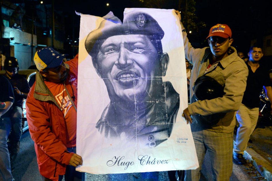 Tras muerte de Chávez, declaran siete días de duelo nacional