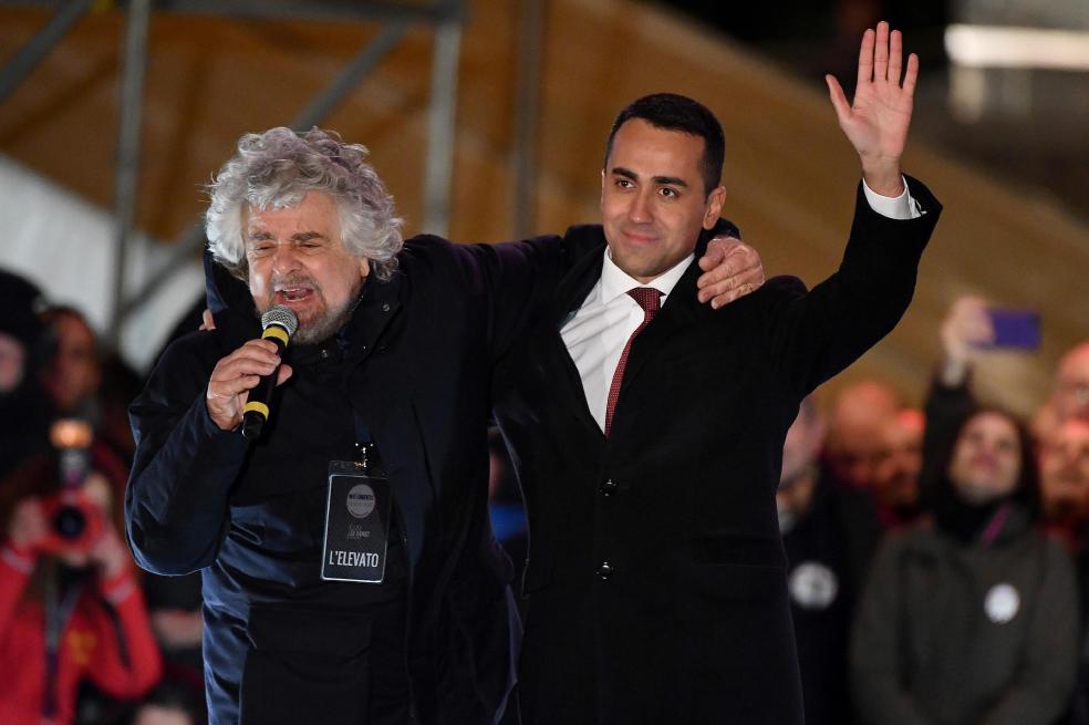 La historia del Movimiento Cinco Estrellas, el partido que amenaza a Berlusconi