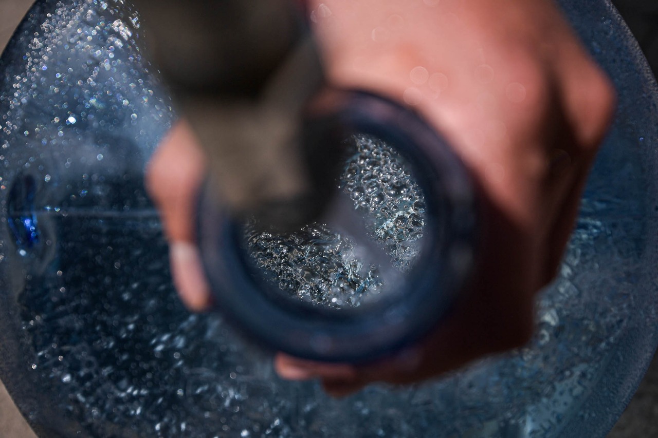 Ciudad Bolívar, a recoger agua: este jueves el Acueducto le suspenderá el servicio