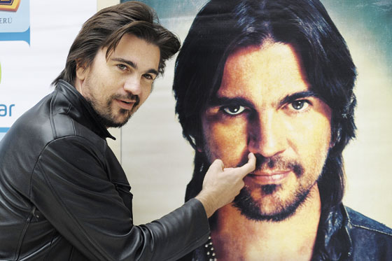 Juanes lanzará libro autobiográfico