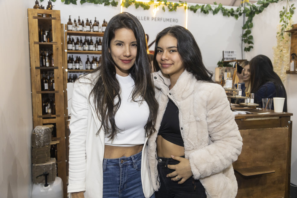 Caterin Escobar y Maria Jose Rios Buro